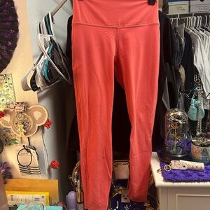 Lululemon Align Leggings SIZE 8 INSEAM 25” Gently used. Good condition.